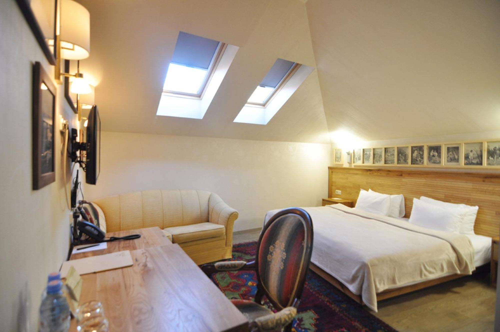 Vinotel Boutique Hotel Tbiliszi Szoba fotó