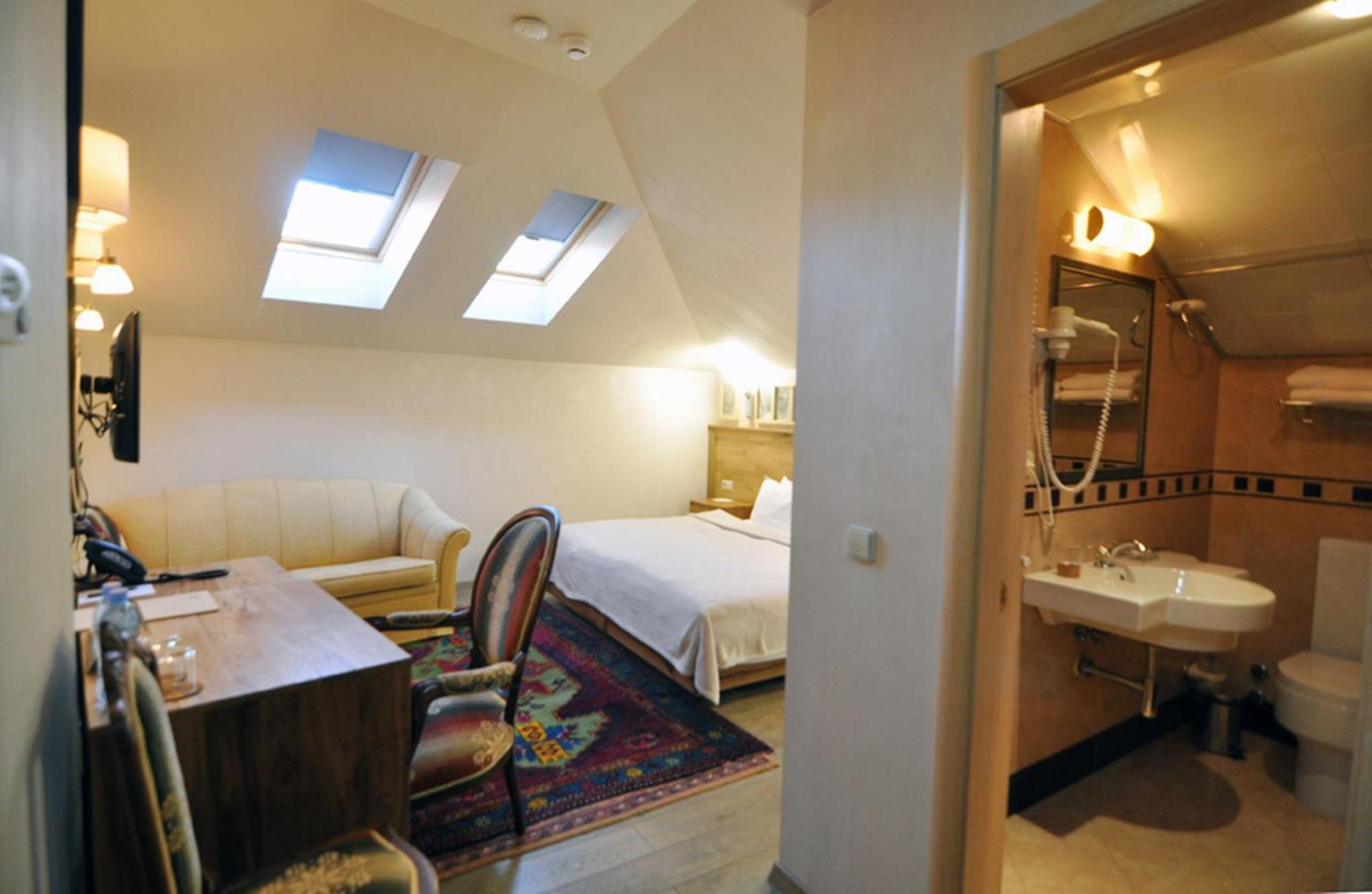 Vinotel Boutique Hotel Tbiliszi Szoba fotó