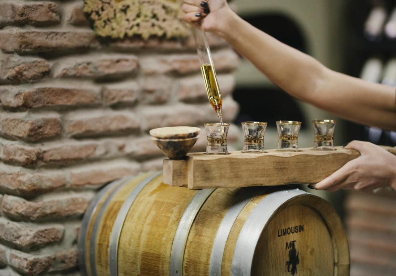 Vinotel Boutique Hotel Tbiliszi Kültér fotó